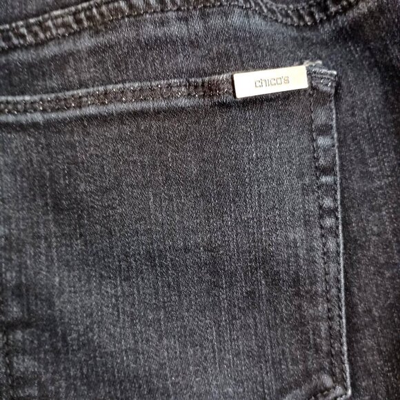 So Slimming by Chico's Stretch Dark Wash Mid Rise Jeans Chico size 0.5 (sz 6) - Picture 4 of 7